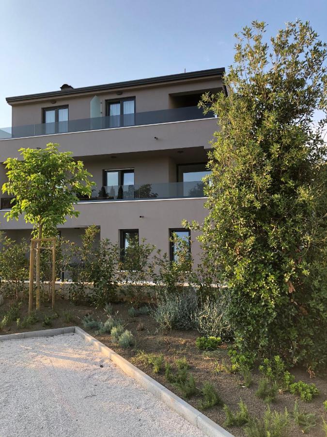 Готель Casa Rovigno Екстер'єр фото